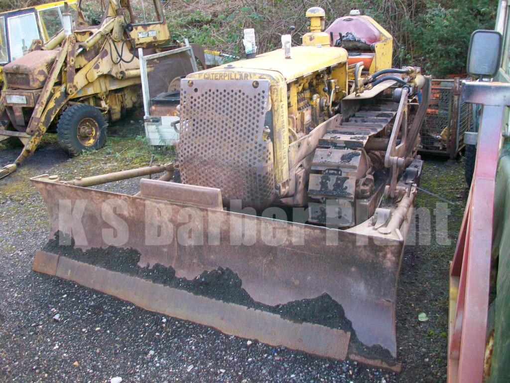 1960 CAT D4 DOZER
