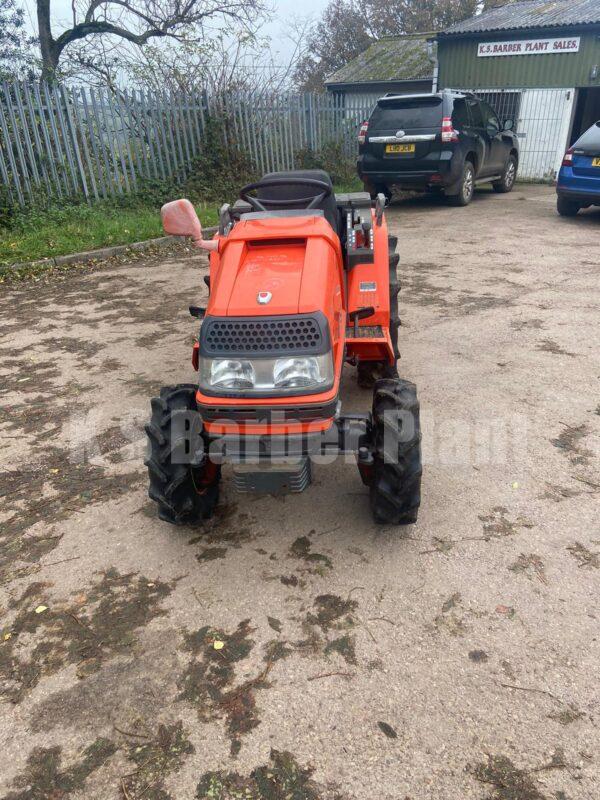 KUBOTA COMPACT TRACTOR - Image 2