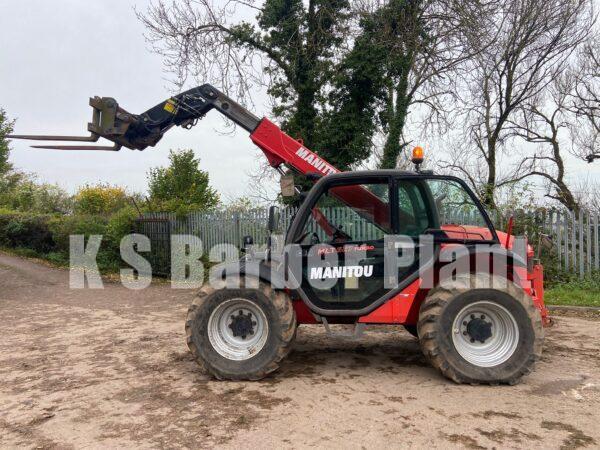 2011 MANITOU MLT627 TELEHANDLER