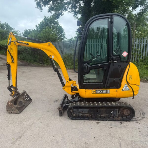 2010 JCB 8018 CTS MINI EXCAVATOR